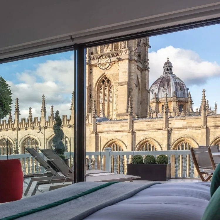 0005 – 2018 – Old Bank Hotel – Oxford – High Res – Room 1 The Room With The View Day – Web Hero