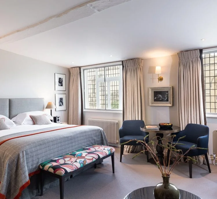 0009 – 2018 – Old Bank Hotel – Oxford – High Res – Bedroom Suite – Web Feature