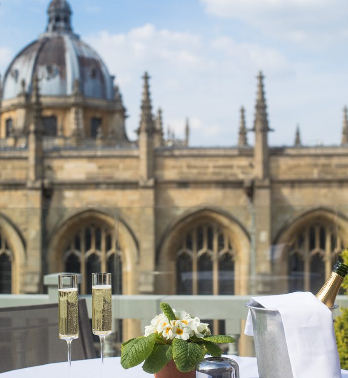 0009 - 2019 - Old Bank Hotel - Oxford - High Res - Room 1 Private Terrace Spires Champagne - Web Feature