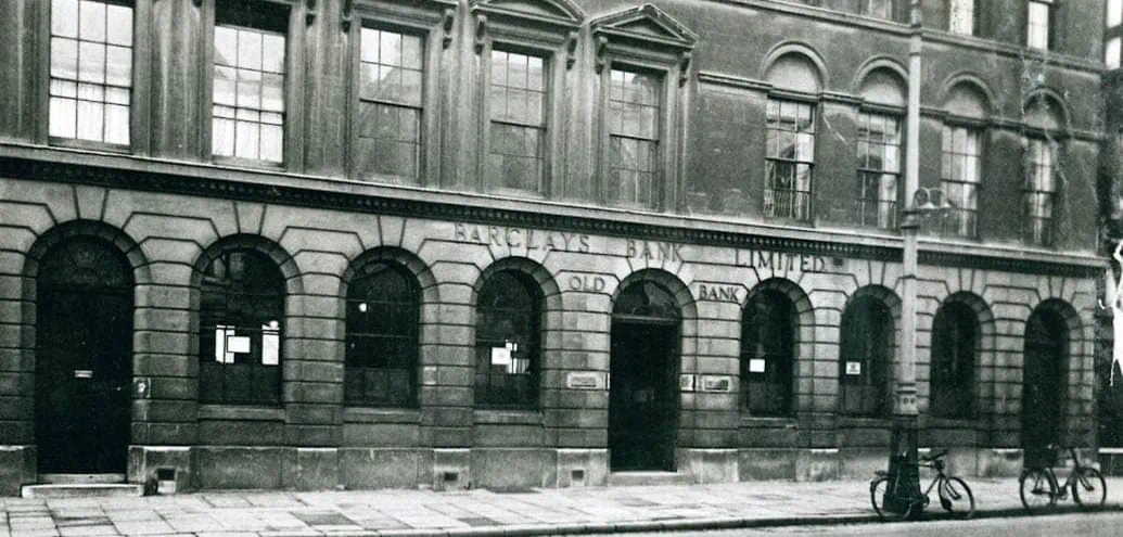 History-13-2018-Old-Bank-Hotel-Oxford-Low-res-History-Vintage-Barclays-Bank-Web-Feature-aspect-ratio-1035-495