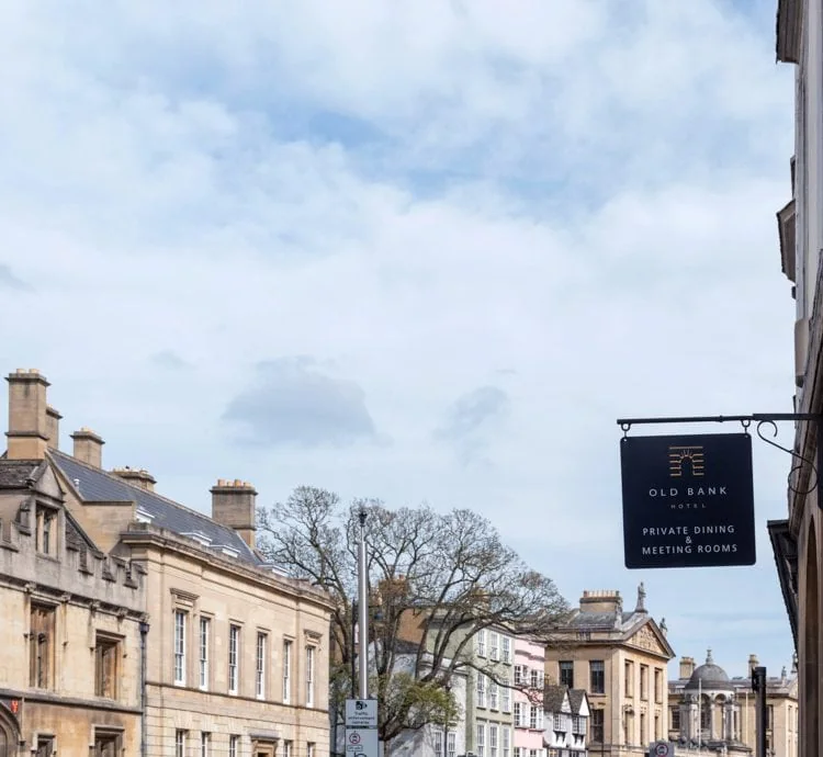 0031 – 2017 – Old Bank Hotel – Oxford – High Res – Hotel Sign High Street – Web Feature