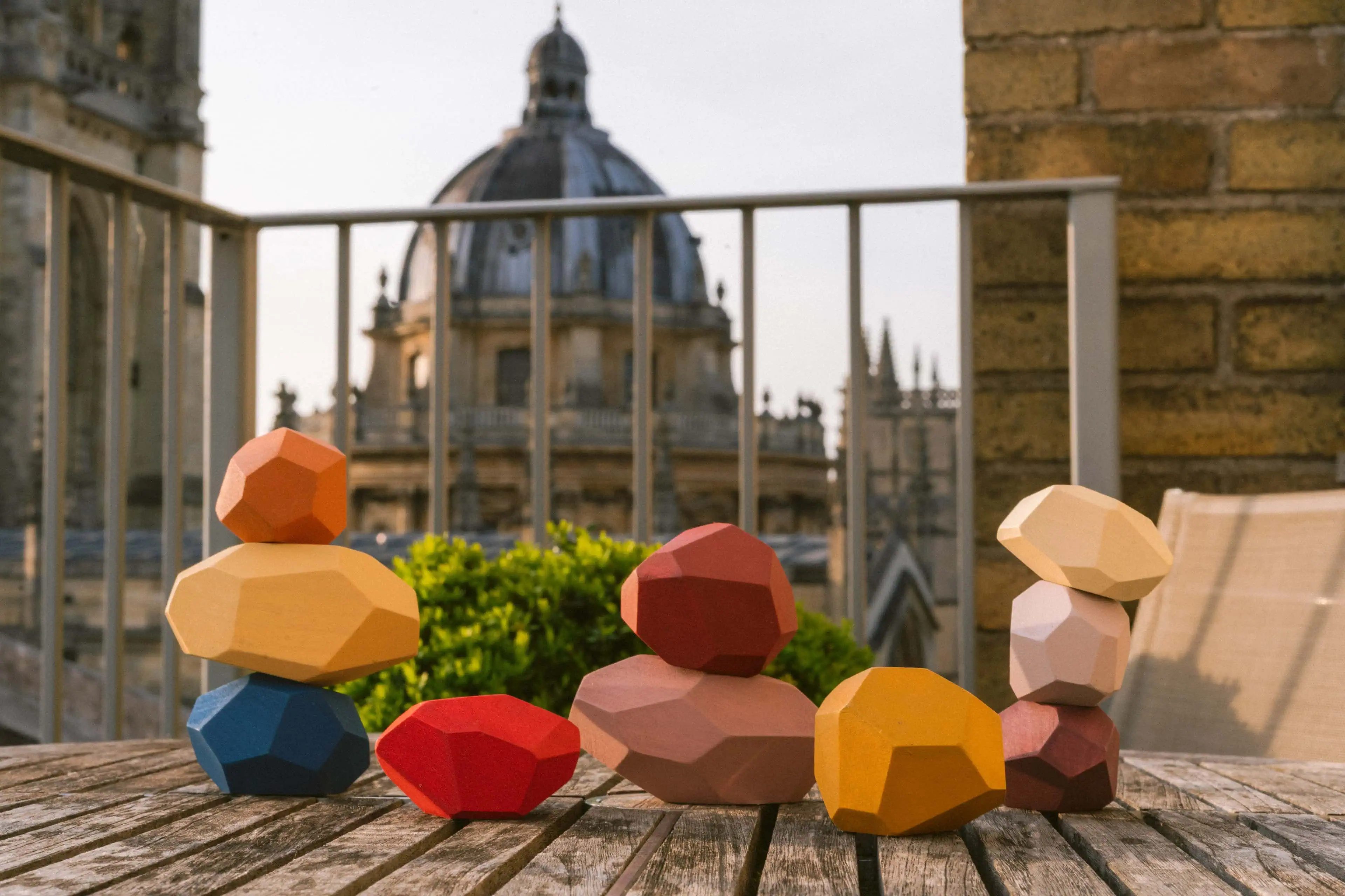 0013 - 2022 - Old Bank Hotel - Oxford - High res - Balancing Stones Family - Web Hero