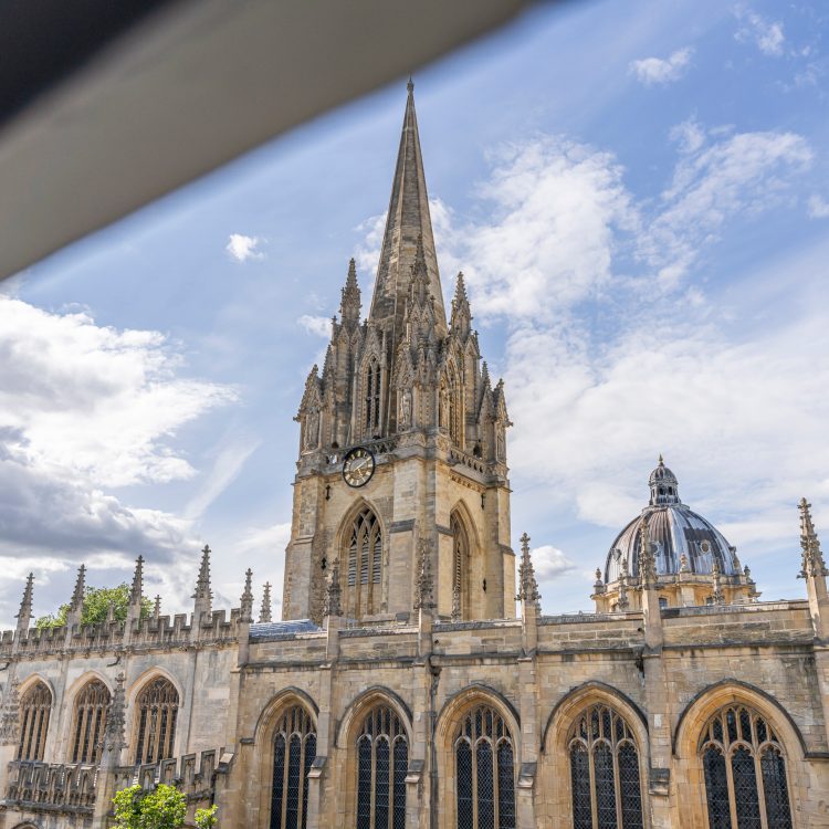 A7R06068 - 2023 - Old Bank Hotel - Oxford - High Res - Window Spires View University Church of St Mary the Virgin - Web Hero