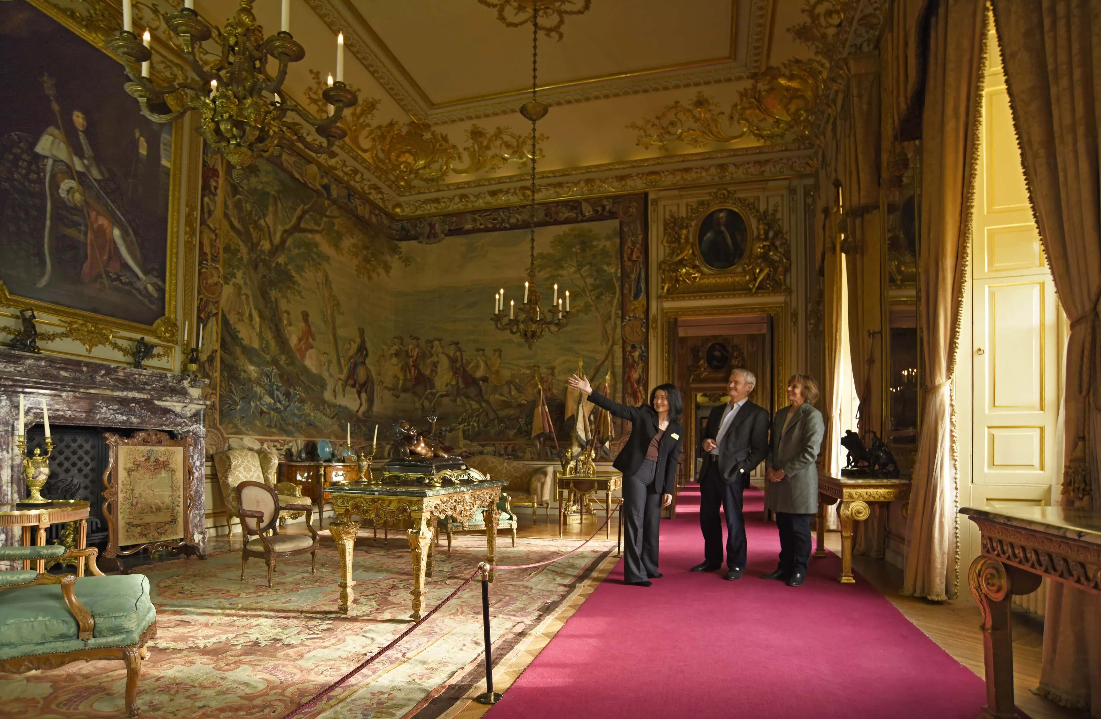 Blenheim Palace Interior Tour People DSC8704fnl - Web Hero