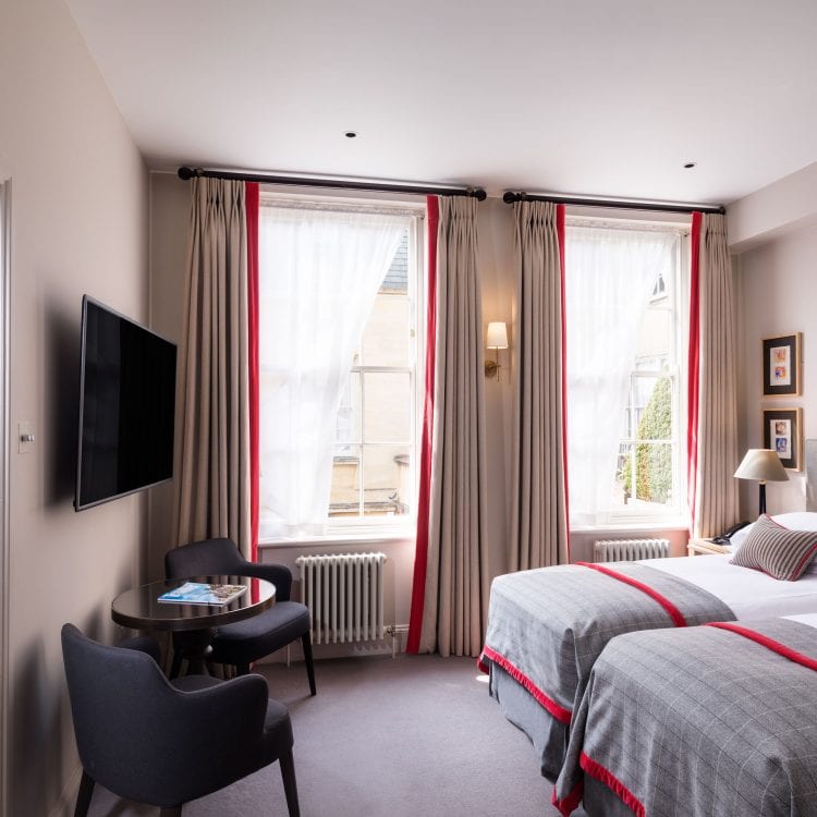 0004 - 2019 - Old Bank Hotel - Oxford - High Res - Bedroom Modern Windows High Street View (Press Web)