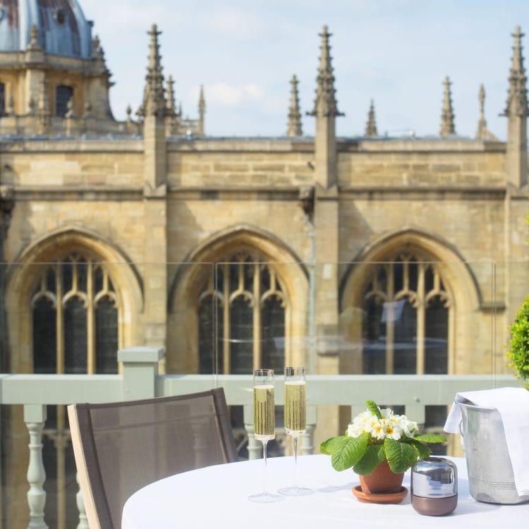 0007 - 2019 - Old Bank Hotel - Oxford - High Res - Room 1 Private Terrace Spires Champagne (Press Web)